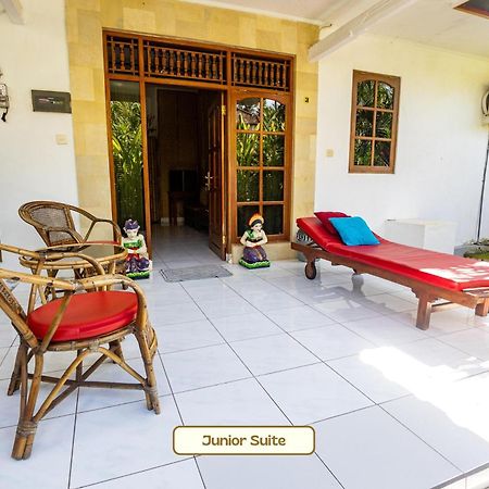 Kaia Lovina Guest House Junior Suite Екстериор снимка