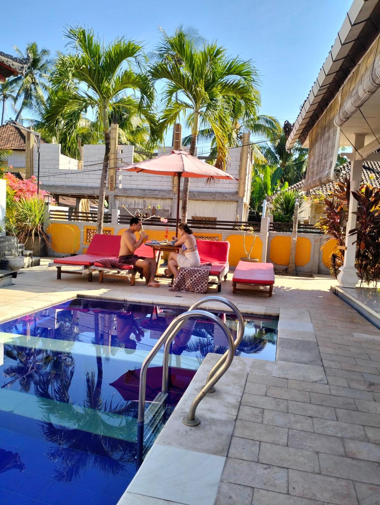 Kaia Lovina Guest House Junior Suite Екстериор снимка