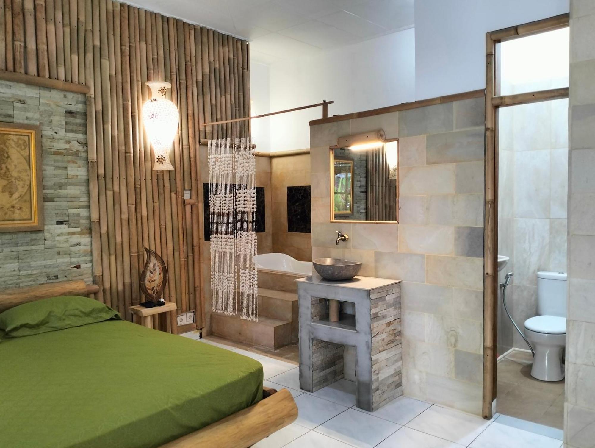 Kaia Lovina Guest House Junior Suite Екстериор снимка